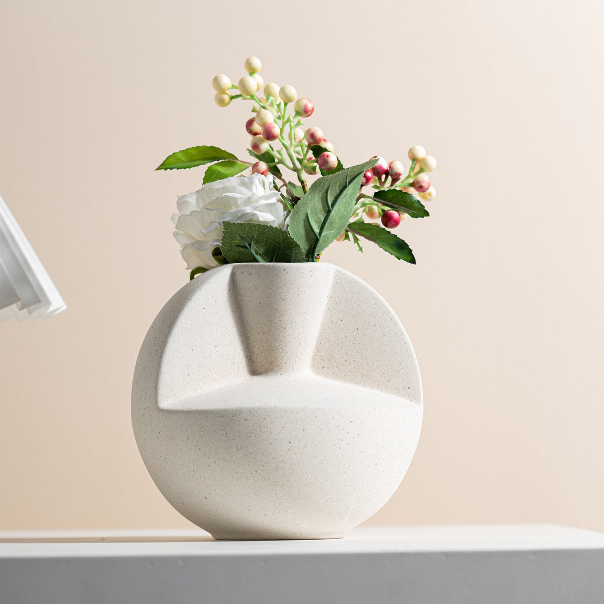 Creative Simple Plain Burning Ceramic Flower Arrangement Gardening Desktop Spherical Decorative Vase