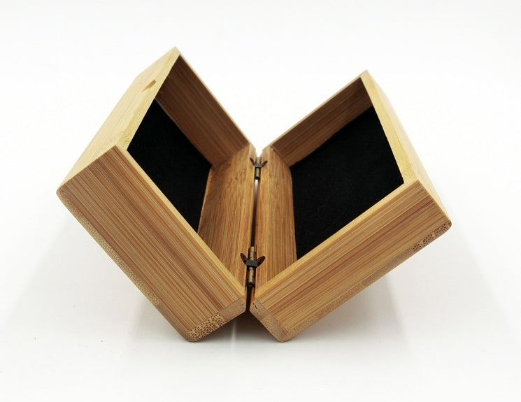 Wooden glasses case