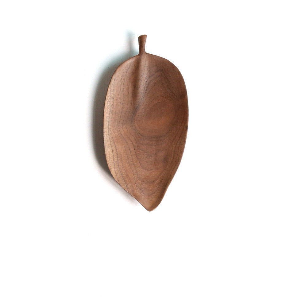 Leaf-shaped wooden tea tray