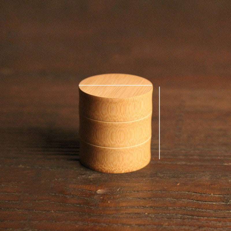 Portable tea barrel made of bamboo