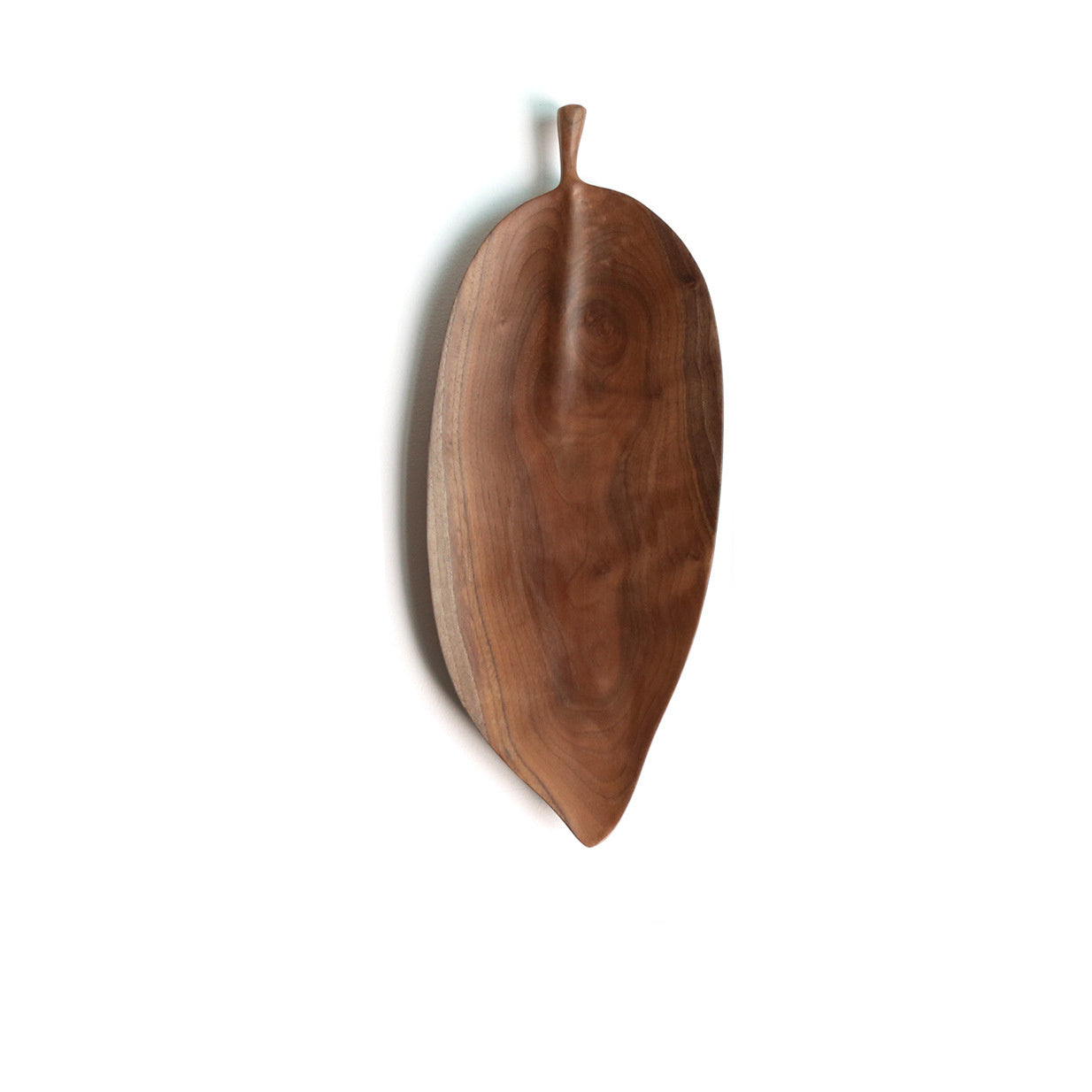 Leaf-shaped wooden tea tray