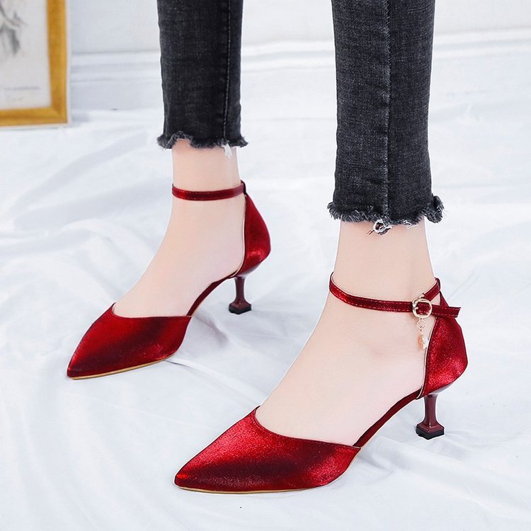 Summer New Pointed Toe Buckle Strap High Heel Leisure Sandals