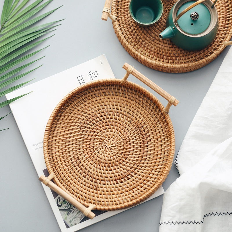 Woven storage basket