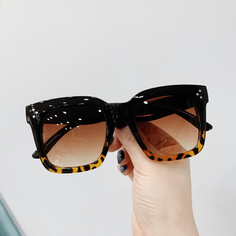 Retro Rivet Sunglasses, Sunglasses, Big Frame All-Match