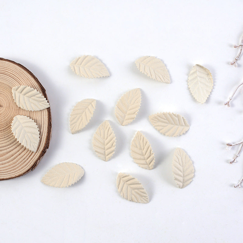 Simulation Stereotypes Embossed Rose Tree Leaves