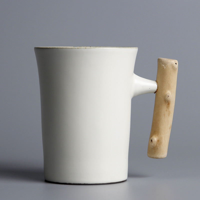 Personality ceramic mug with wooden handle