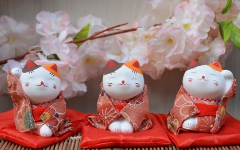 Mini cute Japanese kimono lucky cat decoration car decoration