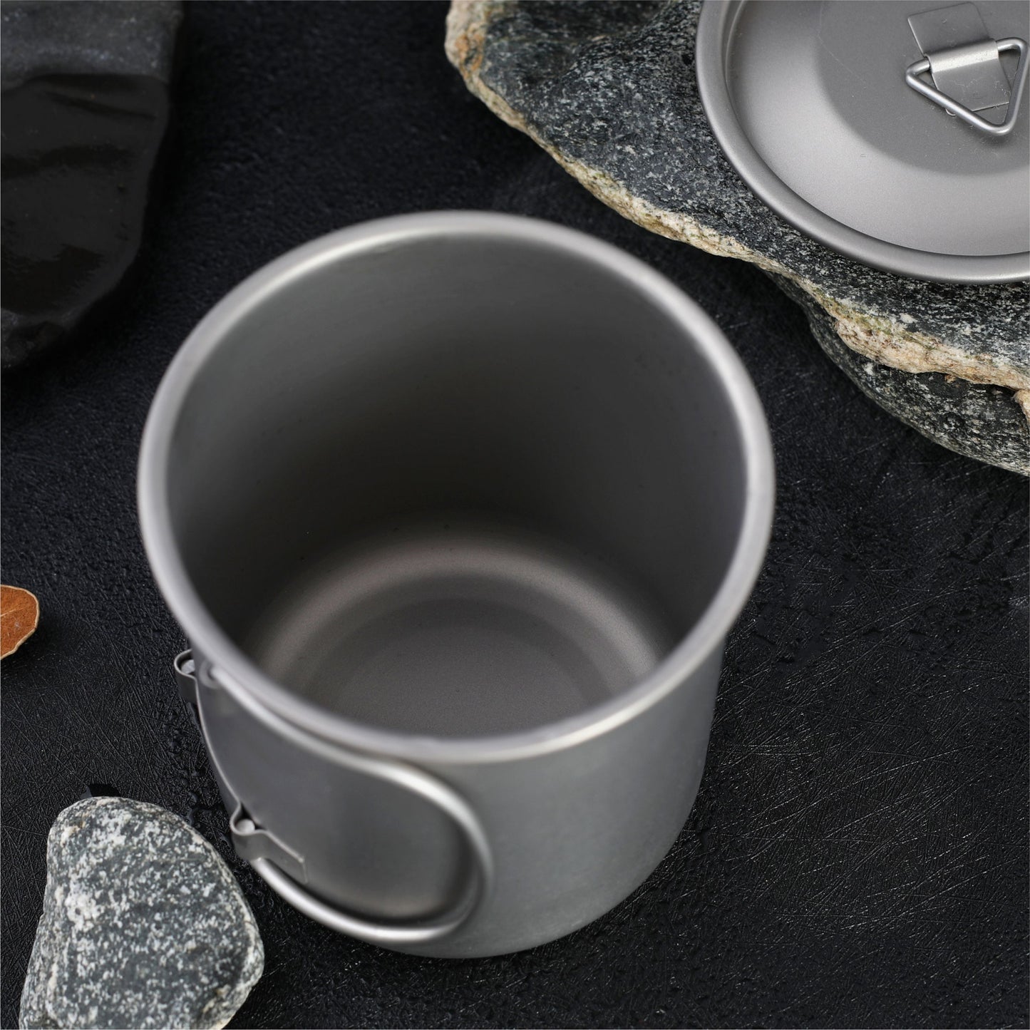 Pure titanium boiling water cup