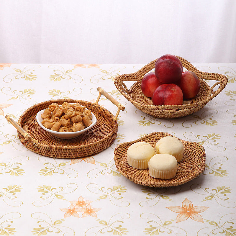 Woven storage basket