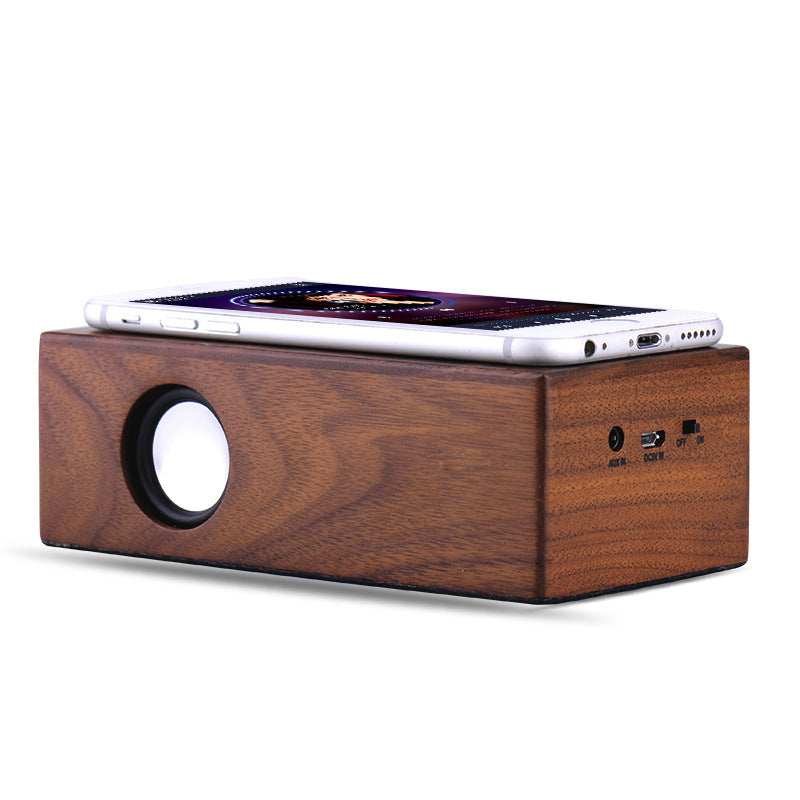 Small wooden speaker