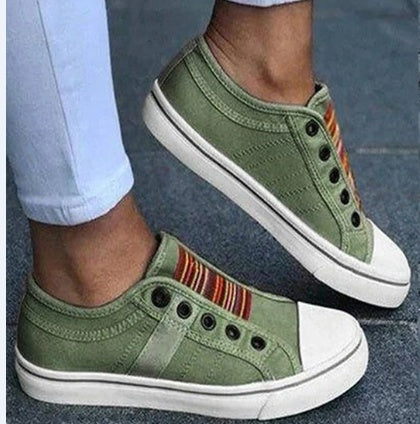 Round head stretch canvas shoe