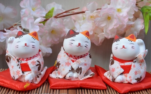 Mini cute Japanese kimono lucky cat decoration car decoration