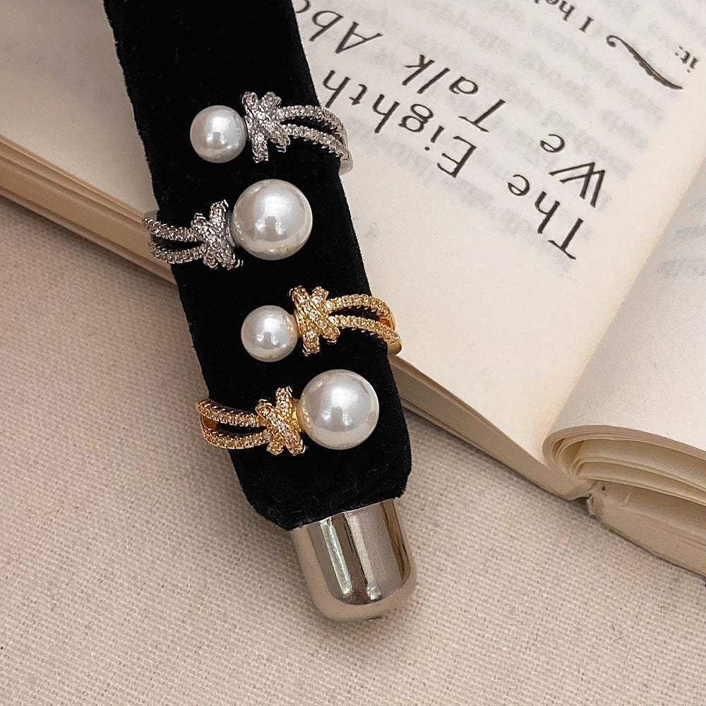 Simple Pearl Open-end Zircon Ring