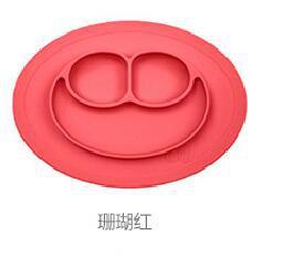 Children's meal pad with silicone smiling face plate