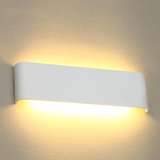 Modern minimalist wall light