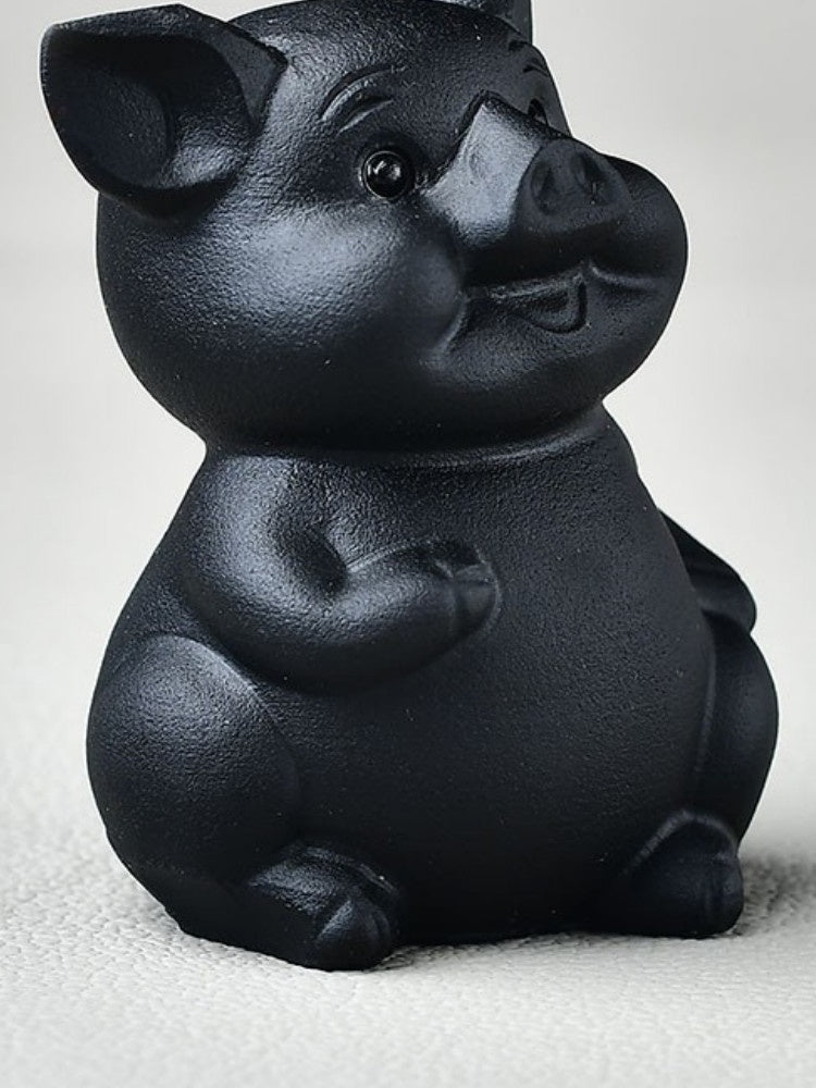 Natural Obsidian Pig Ornaments Original Stone Carving Frosted