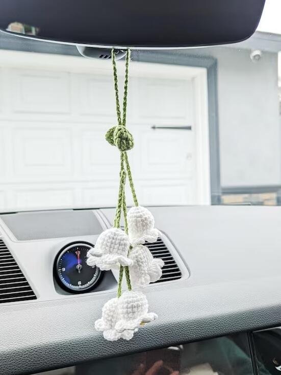 Lily Car Hanging Rearview Mirror Pendant Hand Crocheted Car Supplies Wool Woven Pendant