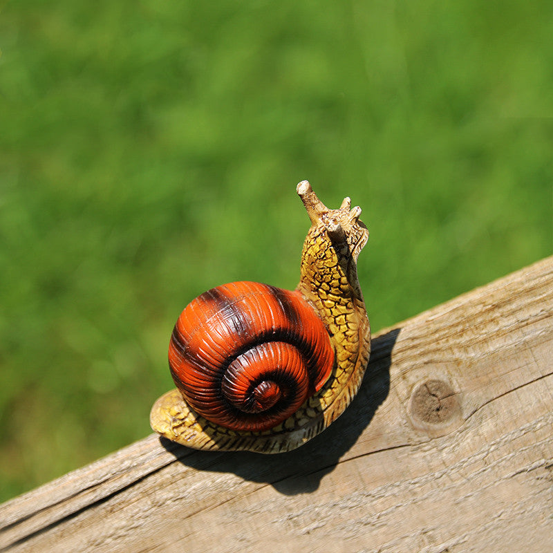 Garden decoration snail ornament