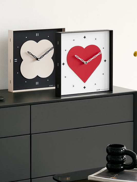 Stylish Modern Minimalist Wall Clock