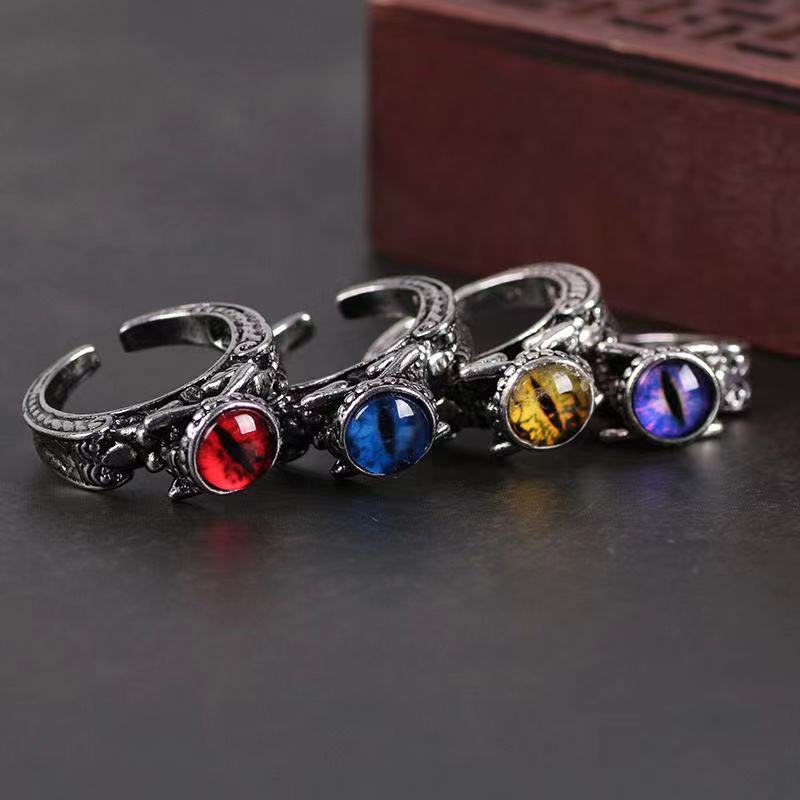 Fashion European And American Style Rock Personality Men And Women Inlaid Skull Magic Eye Hip Hop Ring