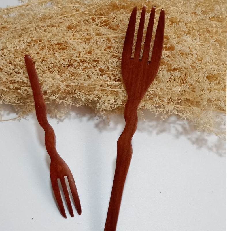 Creative Wooden Long Handle Fruit Wooden Fork