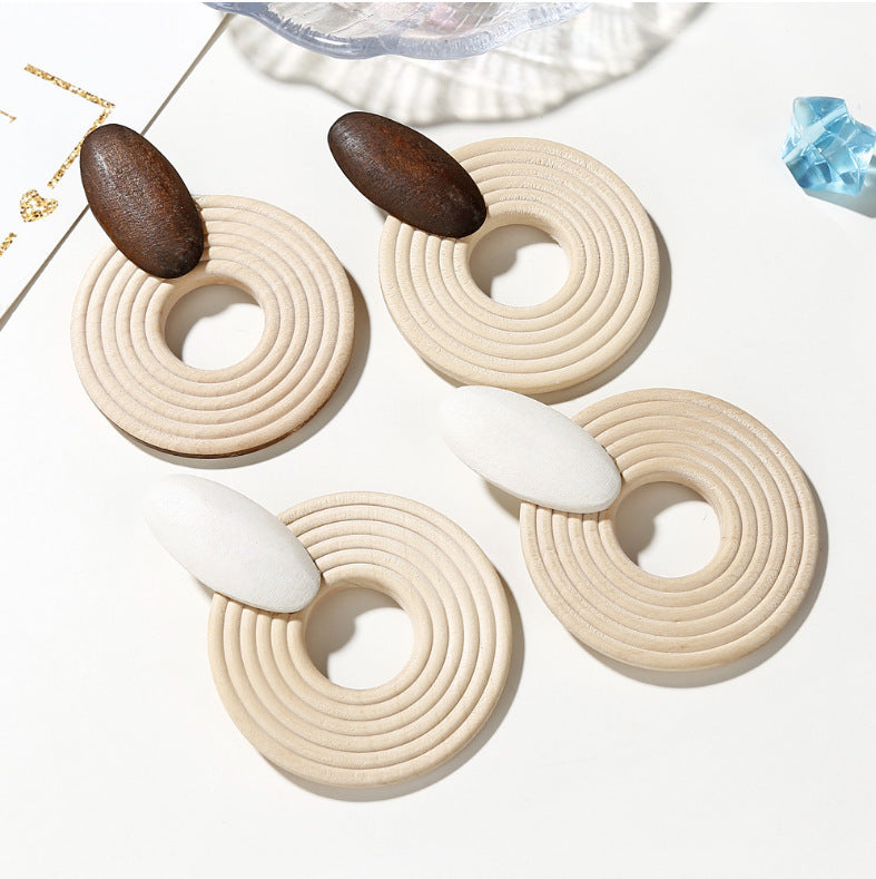 Wooden thread round hoop earrings