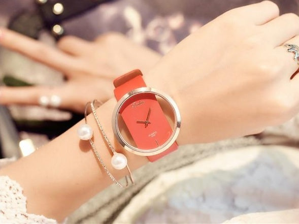 Ladies hollow watch