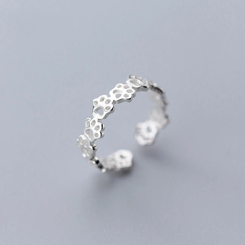 Cute And Graceful Small Clear Ring Simple