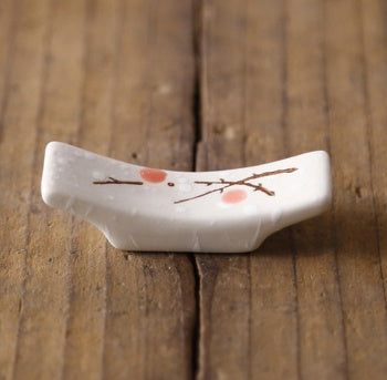 Ceramic tableware chopstick holder