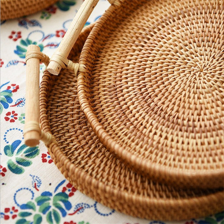 Woven storage basket