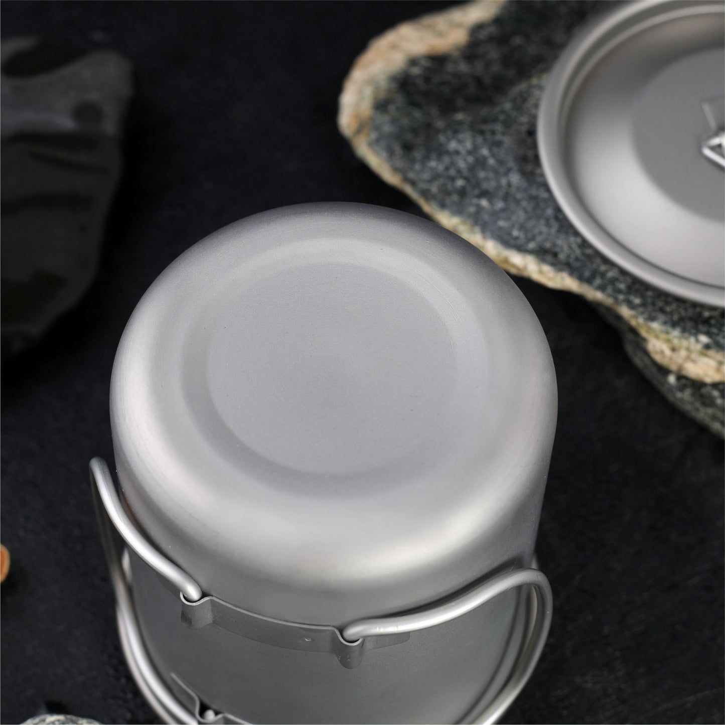 Pure titanium boiling water cup