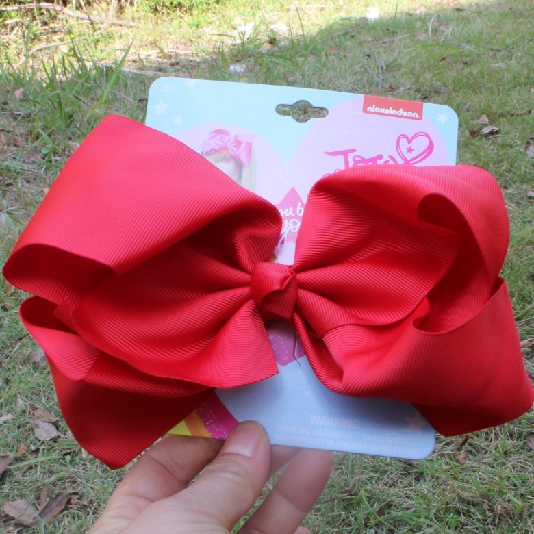 Oversized bow hair clip