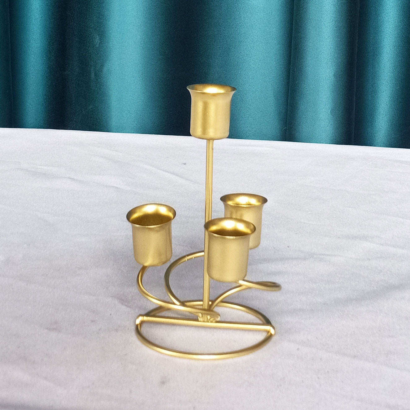 European-style Retro Iron Art Candlestick Electroplating Plastic Spraying Craft Home