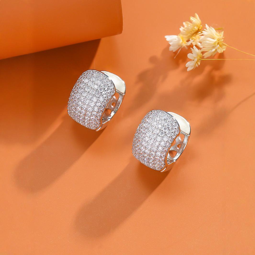 Simple Fashion Ear Clips Gold-plated Color Zircon Earrings