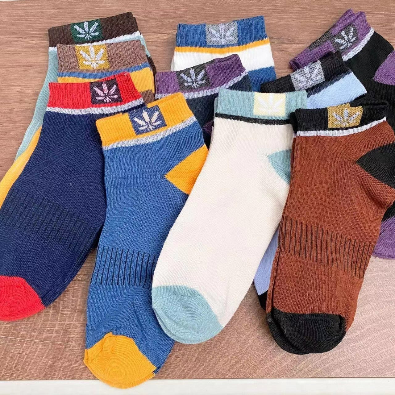 Short Color Matching Ankle Athletic Socks