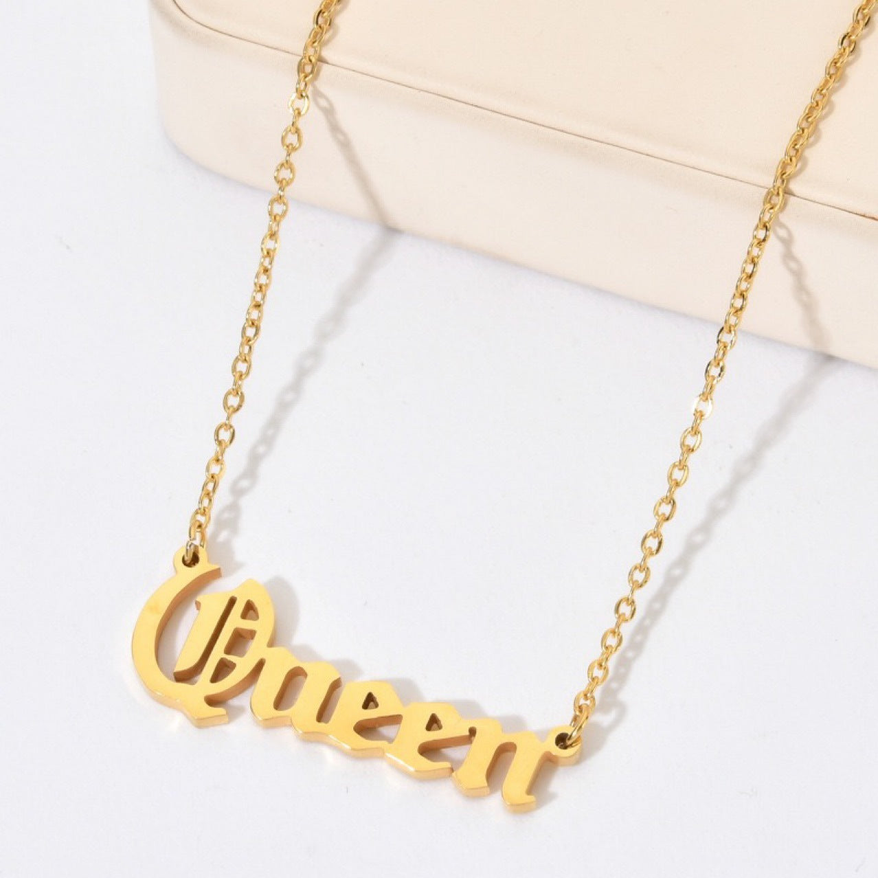 English Pendant Letter Collarbone Necklace