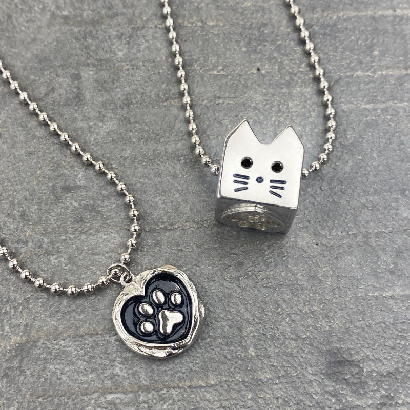 Cute Cartoon Cat Heart Drip Seal Necklace