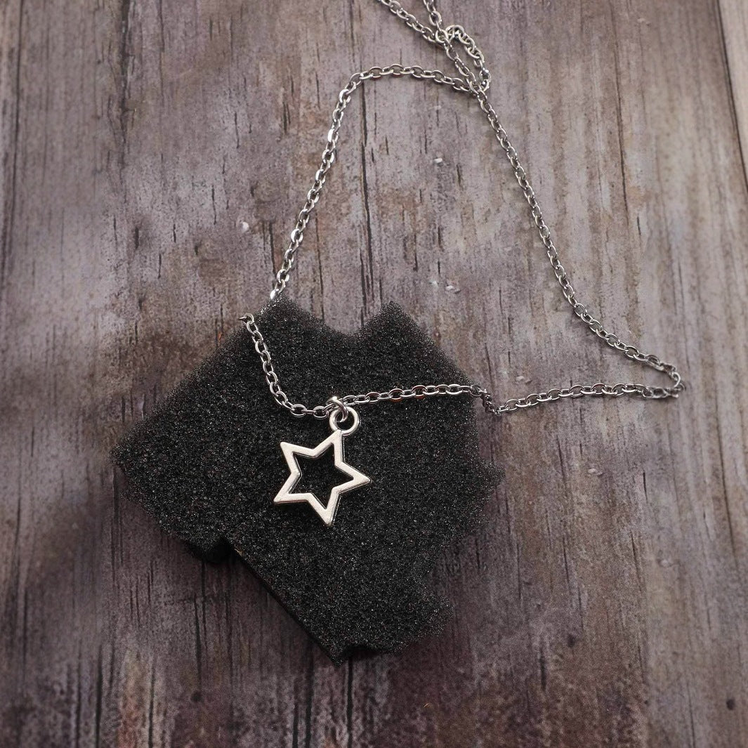 Hollow Stars Clavicle Chain Fashion Cold