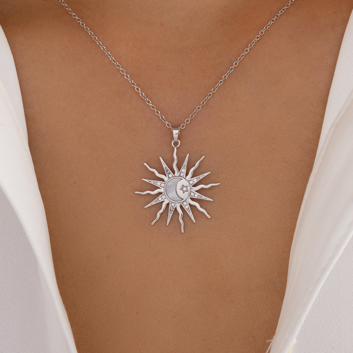 Fashion Alloy Moon Pendant Niche Sun