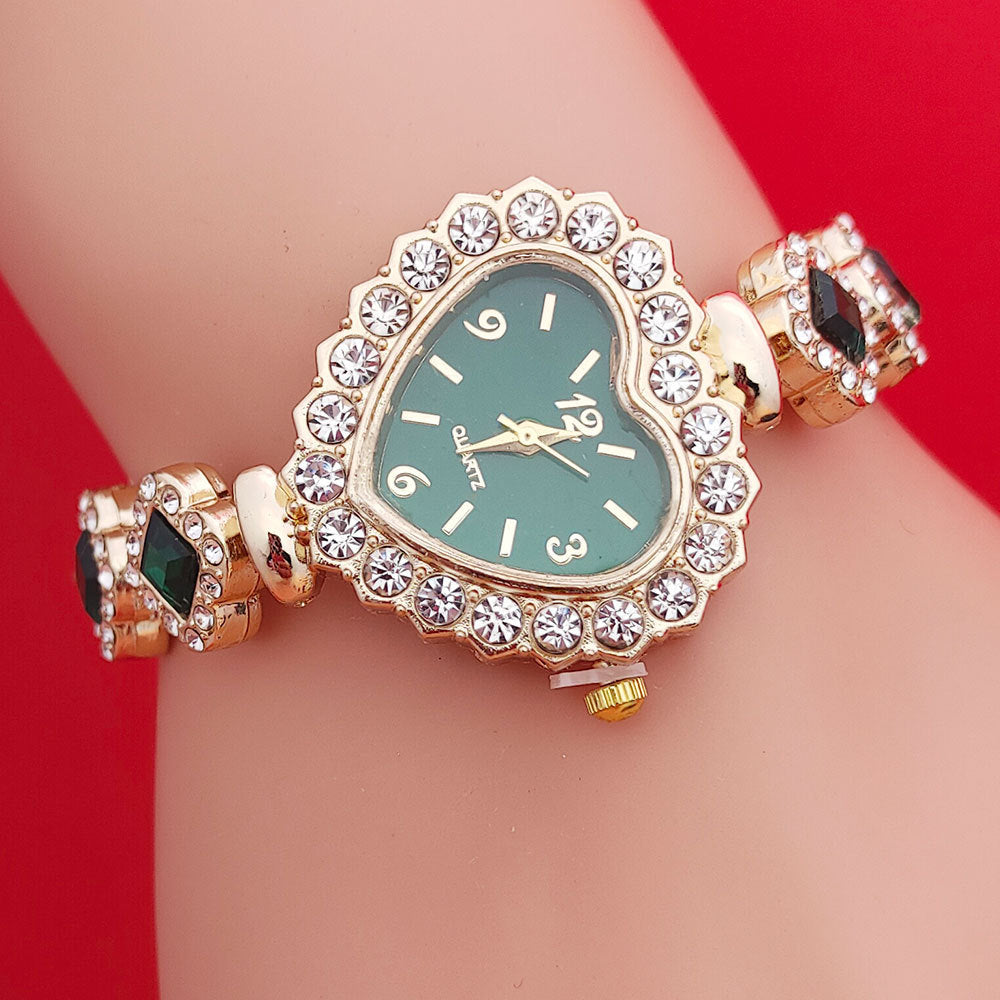 Fashion Diamond-embedded Love Heart-shaped Bracelet Watch Suit