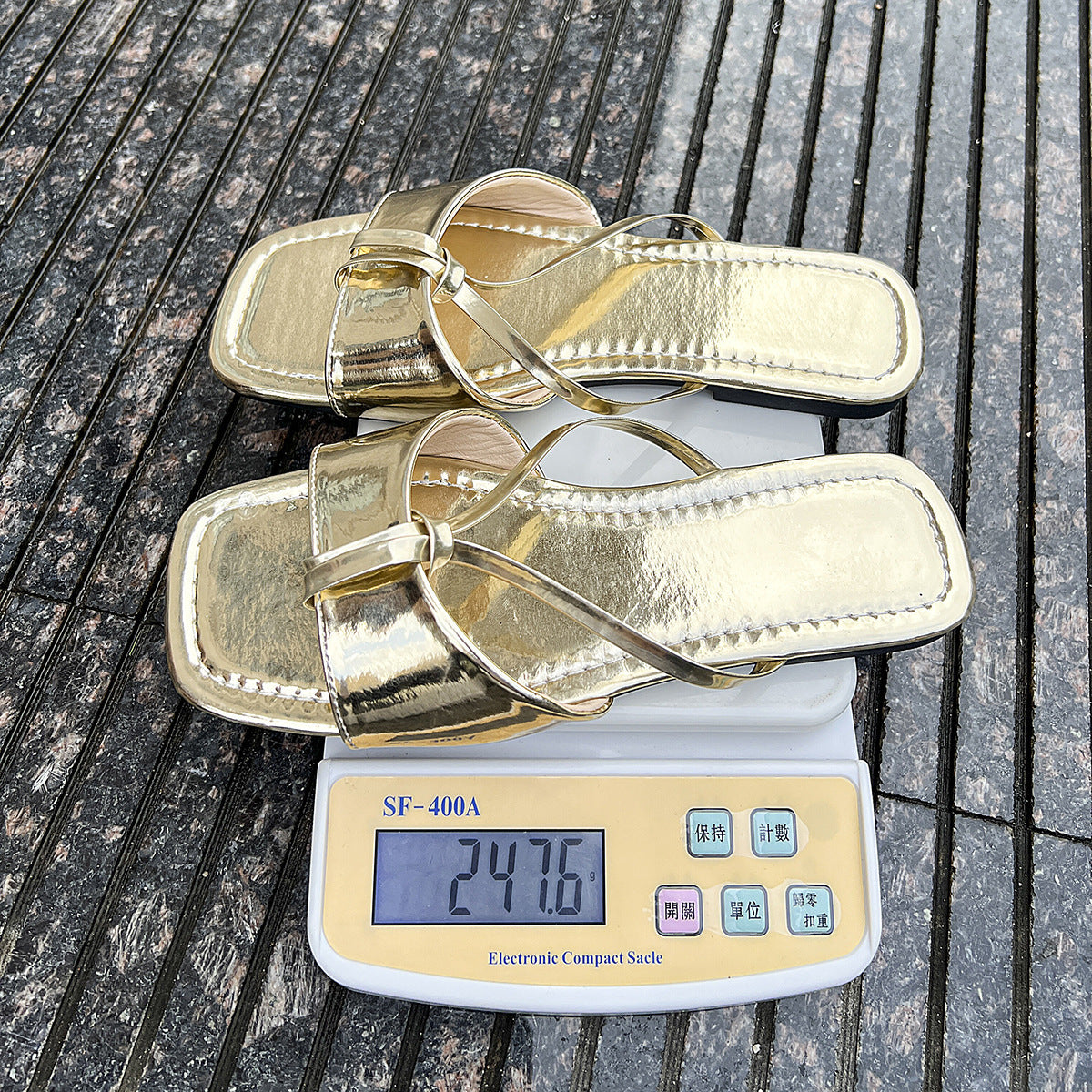 Women's One-line Glossy Square Toe Solid Color Slippers