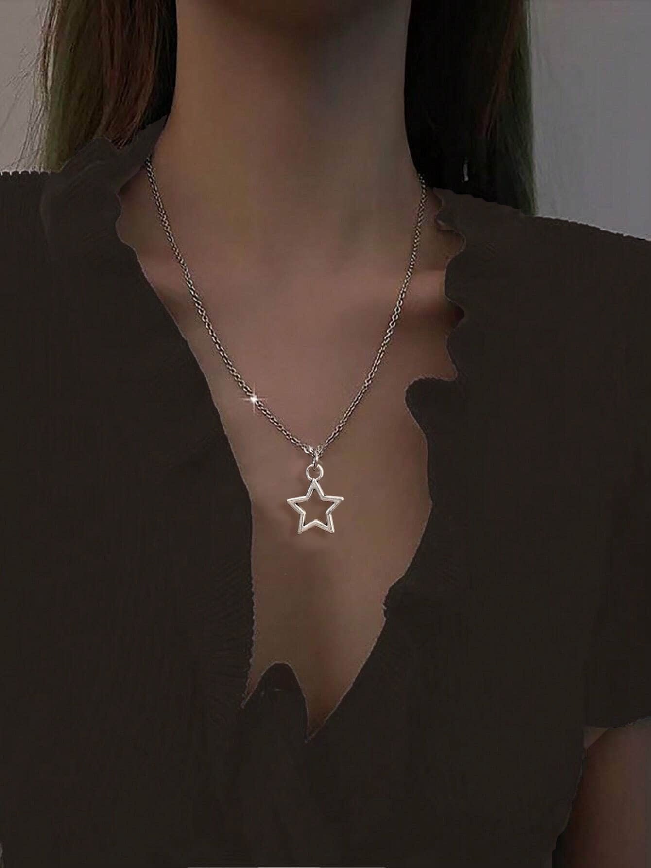 Hollow Stars Clavicle Chain Fashion Cold